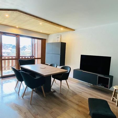 Appartement En Hyper Centre De ซาโมอ็องส์ ภายนอก รูปภาพ